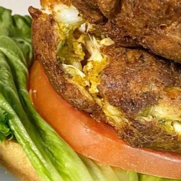 Crab Cake Sandwich 