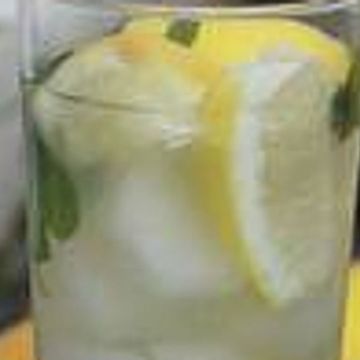 Basil Lemonade 