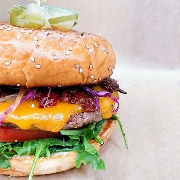 Grass-fed Angus Beef Burger