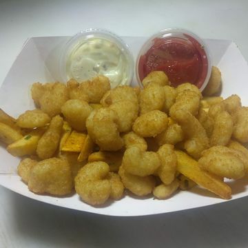 Popcorn Shrimp w/ Fries