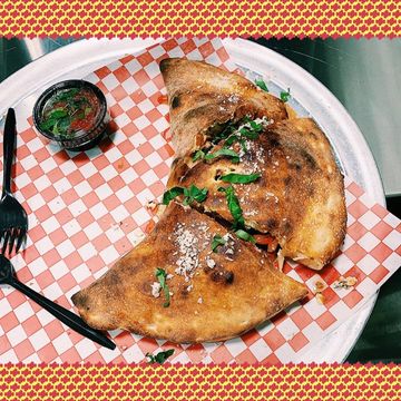 CALZONE