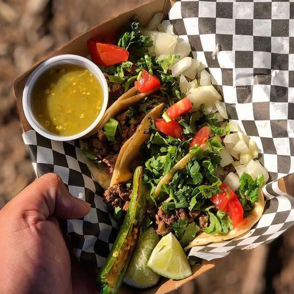 Los Taquitos
