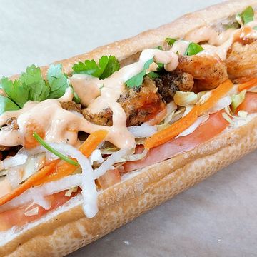 Shrimp Po'boys Bánh Mì