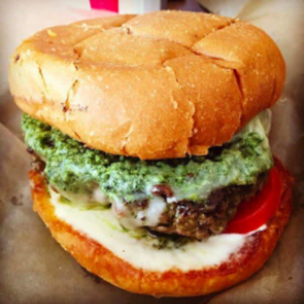 Single Pesto Burger