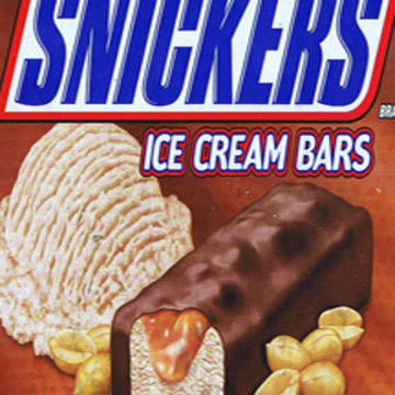SNICKERS FROZEN ICE CREAM BAR