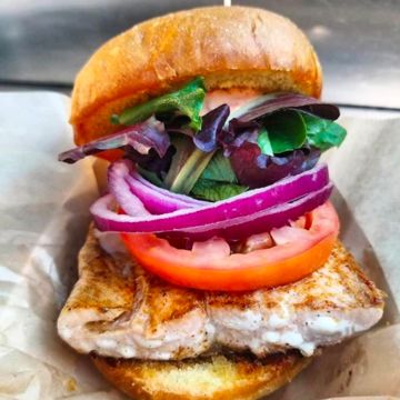 Salmon Burger 