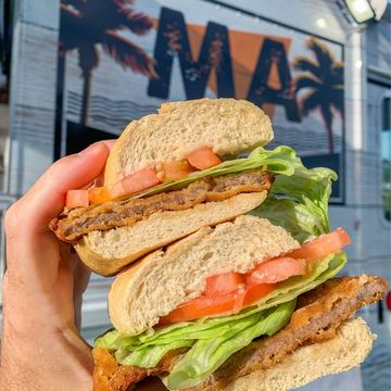 Carne Empanizado (Traditional Milanesa) Sandwich 