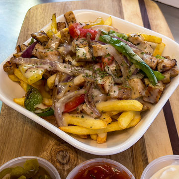 Loaded Chicken Fajita Fries