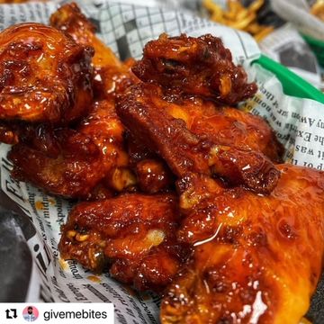 Famous Chicken Wings