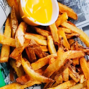 Fresh Crispy Golden Fries (served with every entree