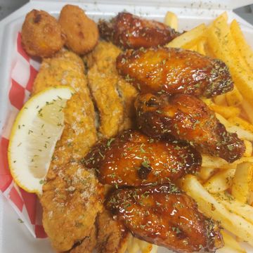 Chicken Wings & Fish Combo