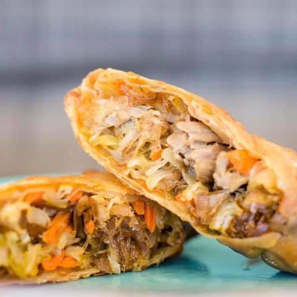 Chicken/ Shrimp/ Veggie Egg Roll
