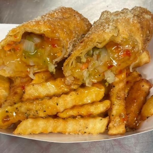 Veggie Egg Roll w/ Side 