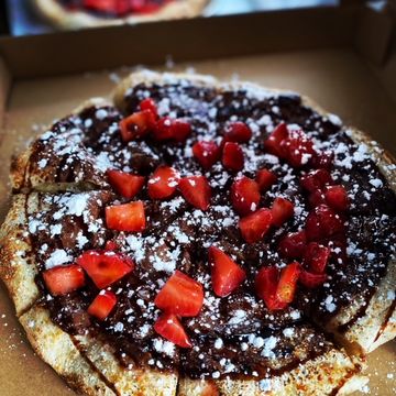 Dessert Pizza