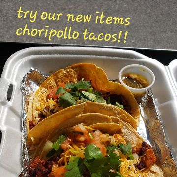 Chorizopollo Tacos