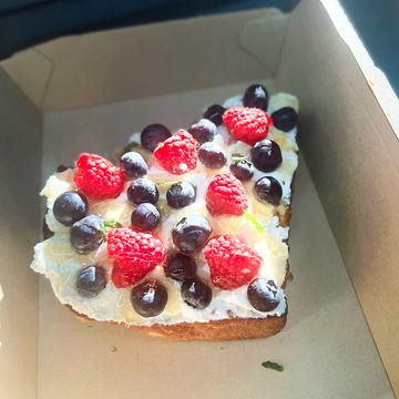 Sweetened Ricotta Berry Mint Toast