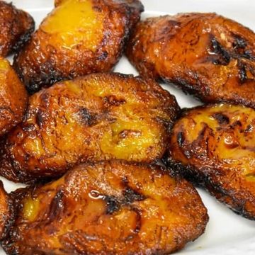 Fried sweet plantains 
