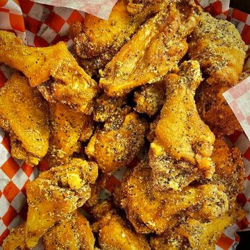 Classic Bone in Wings