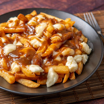Poutine (French Fries, Gravy, Cheese Curds ) 