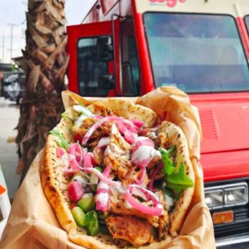 Pulled Chicken Pita