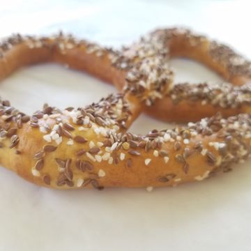 Fresh flax seed pretzel 