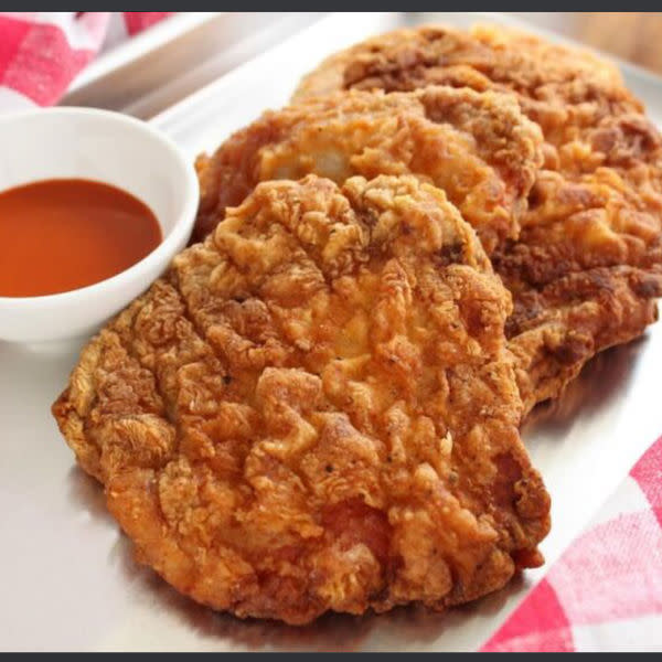 Fried Pork Chops (2pcs)
