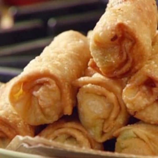 2 Pulled Pork Egg Rolls
