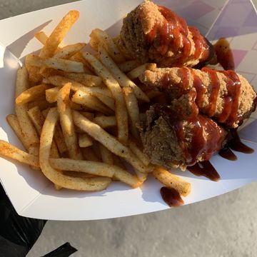 Louisiana Fried Chik’n and Fries