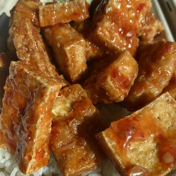 Spicy Sweet Chili Tofu
