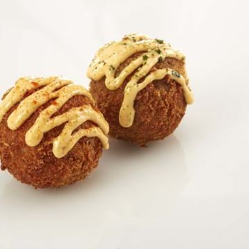 PAIR O' BALLS