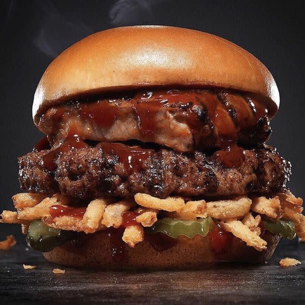 Boneless Rib Burger w/ 1 Side