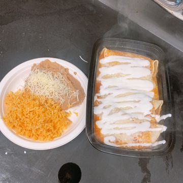 3 Enchiladas w/ Rice & Beans 