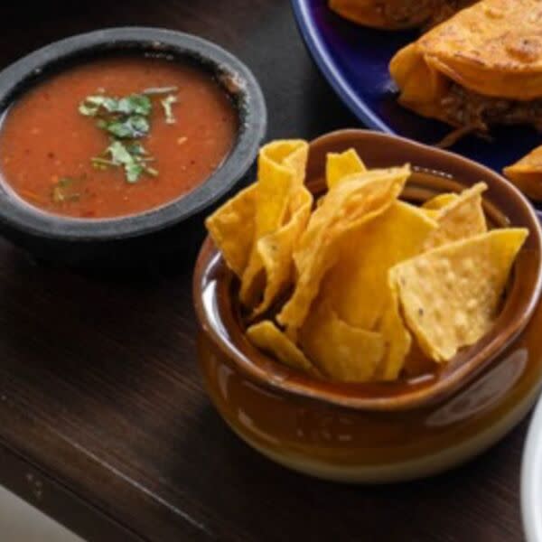 Chips & Salsa