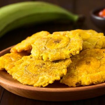 Press Green Plantains (Tostones) 