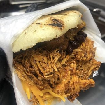 AREPA - CHICKEN