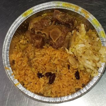 Oxtails w/ Rice