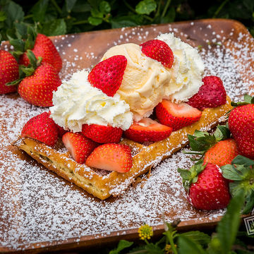 Strawberry Love Waffle 
