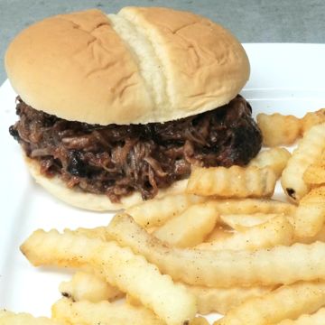 Pulled Pork w/Fries
