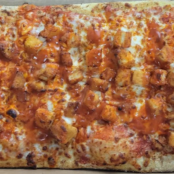 Fly Buffalo Chicken Pizza