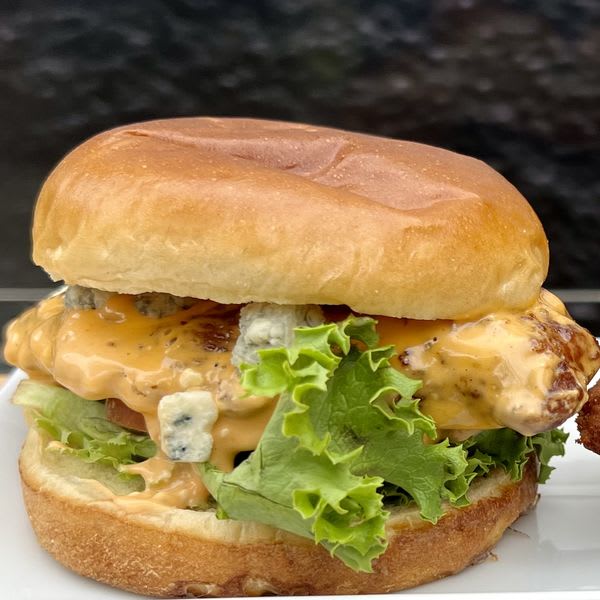 Buffalo Blue Crispy Chicken Sandwich 