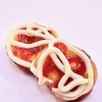 Strawberry Cheesecake Mini Donuts 