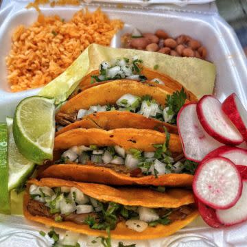 Combo Birria Plate: 4 Hard Tacos w/ Rice & Beans