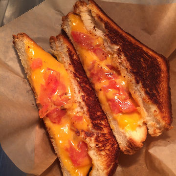 Tomato Grilled Cheese 