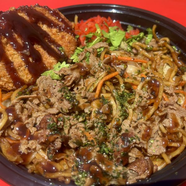Japanese Style Yakisoba Noodles with Beef (Comes w a side of Japanese Vegetables Croquette) 
