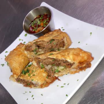 Birria w/ Consume Egg Rolls 