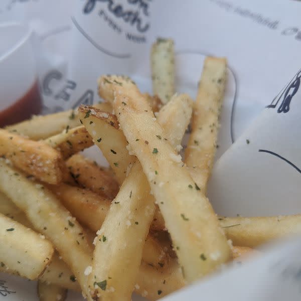 Large Garlic-Parmesan Fries