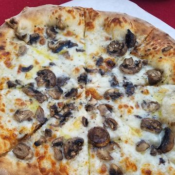 Mushroom Pizza