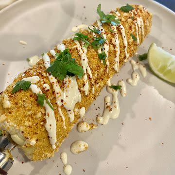 Roasted corn on the cob 
