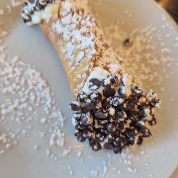 Cannoli with Chocolate Chips