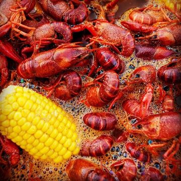 Boiled Crawfish with the Fixings
